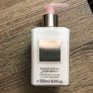 Bombshell seduction lotion
